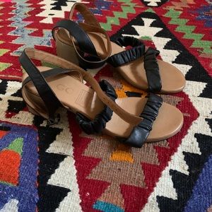 MAGO leather ankle wrap sandal heel buckle strappy neutral elevated basic 41 10